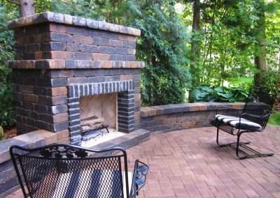 Outdoor Fireplace Landscape Design